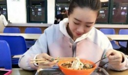 娱乐吃瓜酱饭搭子,揭秘娱乐圈背后的美食与友谊